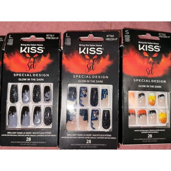🎃 Halloween Glow-in-the-Dark Press-On Nail Bundle – KISS – Brand New - Picture 2 of 3